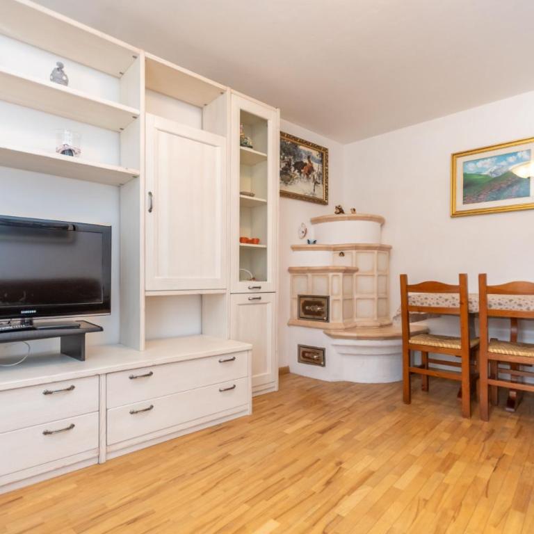 Appartamento Iori - Appartamento con Vista e Balcone - 11