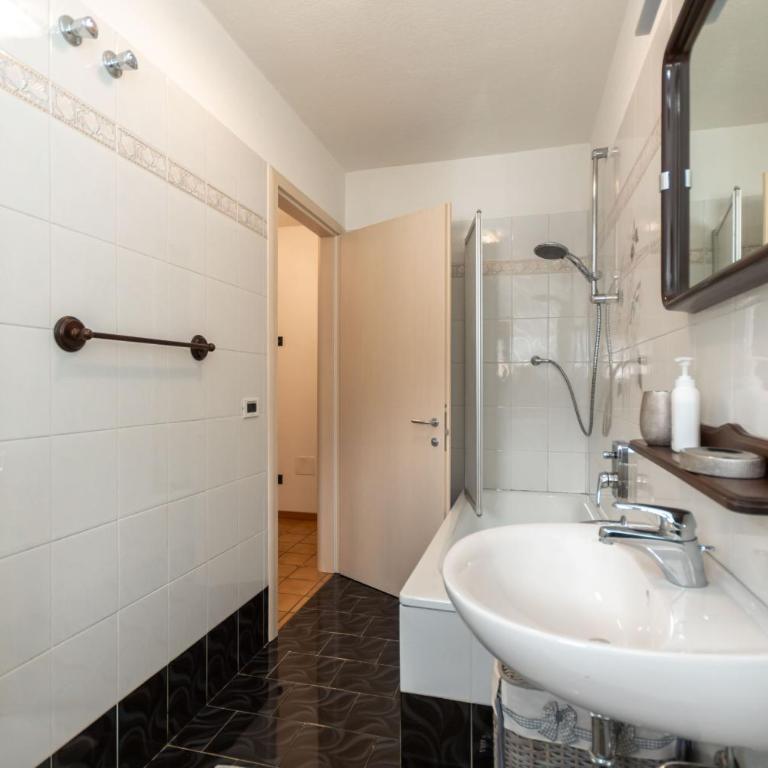 Appartamento Iori - Appartamento con Vista e Balcone - 26