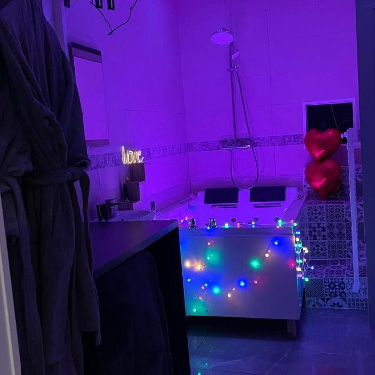 Apartment in Paris with Jaccuzzi - Appartamento con 1 Camera da Letto - 9