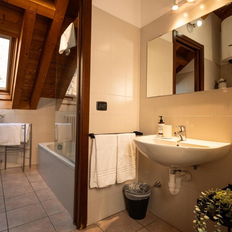Bernina Express Eco Rooms&Breakfast - Penthouse Suite - 31