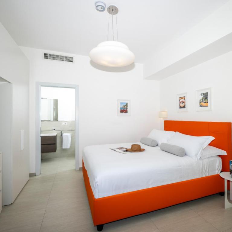 Villa Leonardo in the heart of Positano - Two-Bedroom House - 36