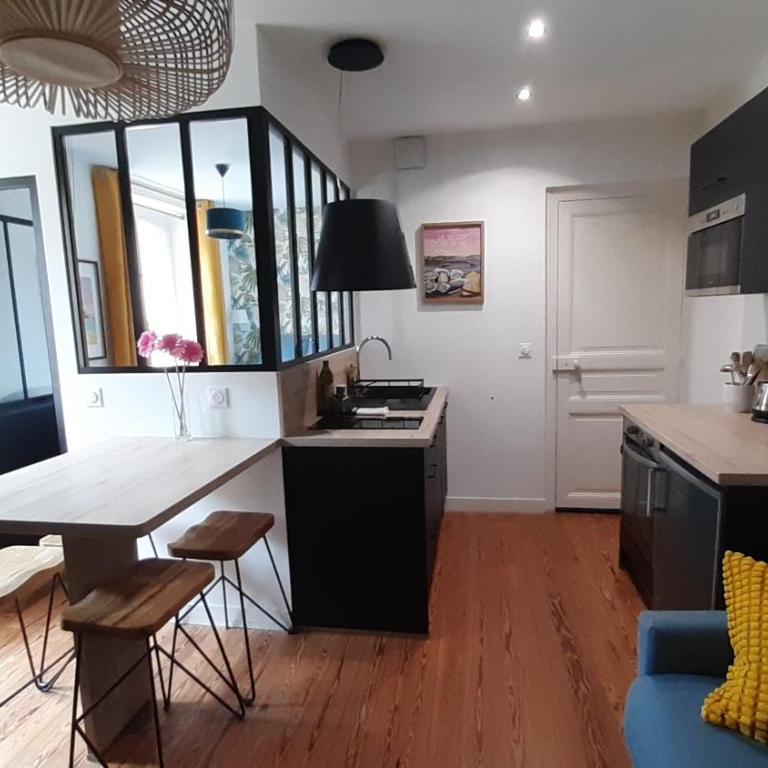 Beau T2 cosy ! Centre 200m Plage 400m - Apartamento de 1 dormitorio - 2
