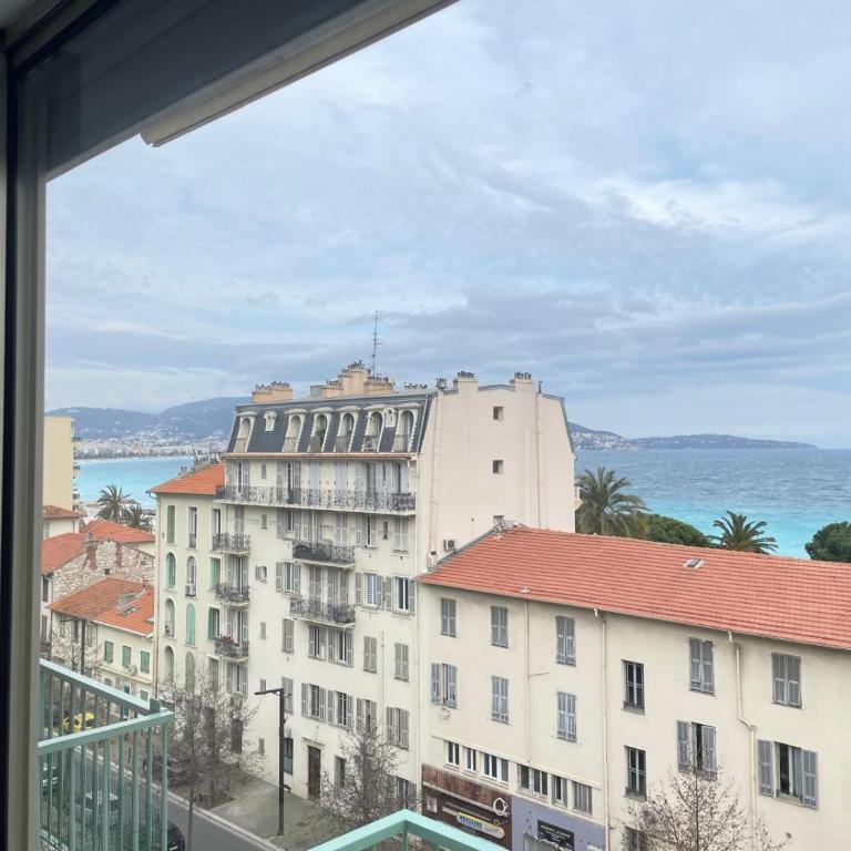 STUDIO EN FACE DE LA PLAGE AVEC une VUE FANTASTIQUE ! - Appartement 1 Chambre - 3