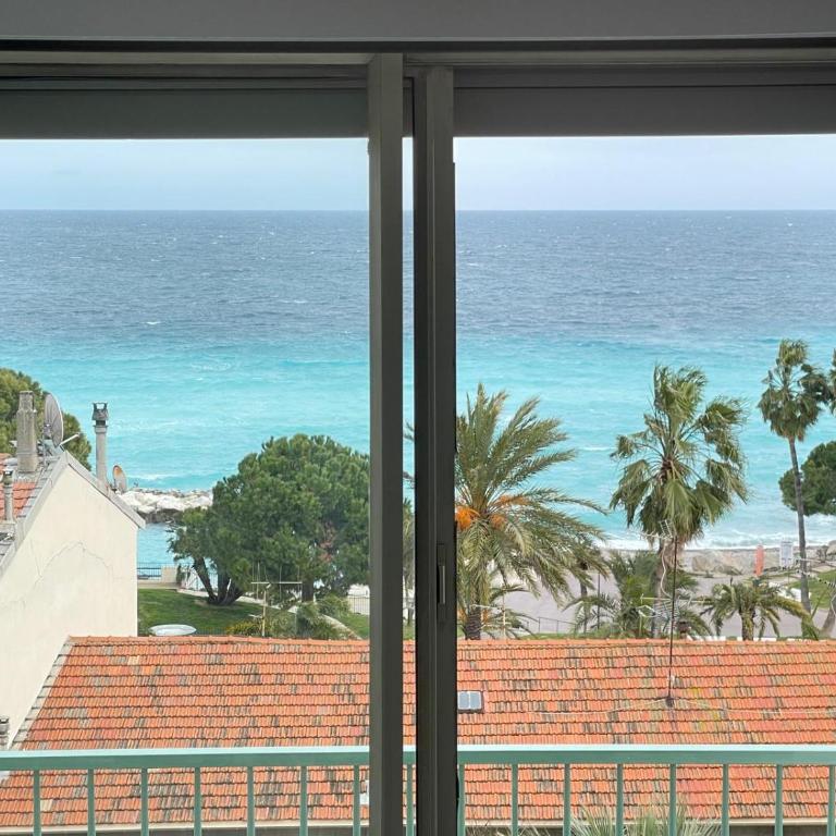 STUDIO EN FACE DE LA PLAGE AVEC une VUE FANTASTIQUE ! - Appartement 1 Chambre - 2