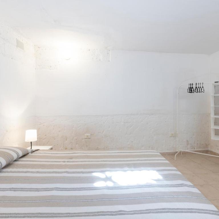 Dimora Silvio Pellico - Two-Bedroom Apartment - 5