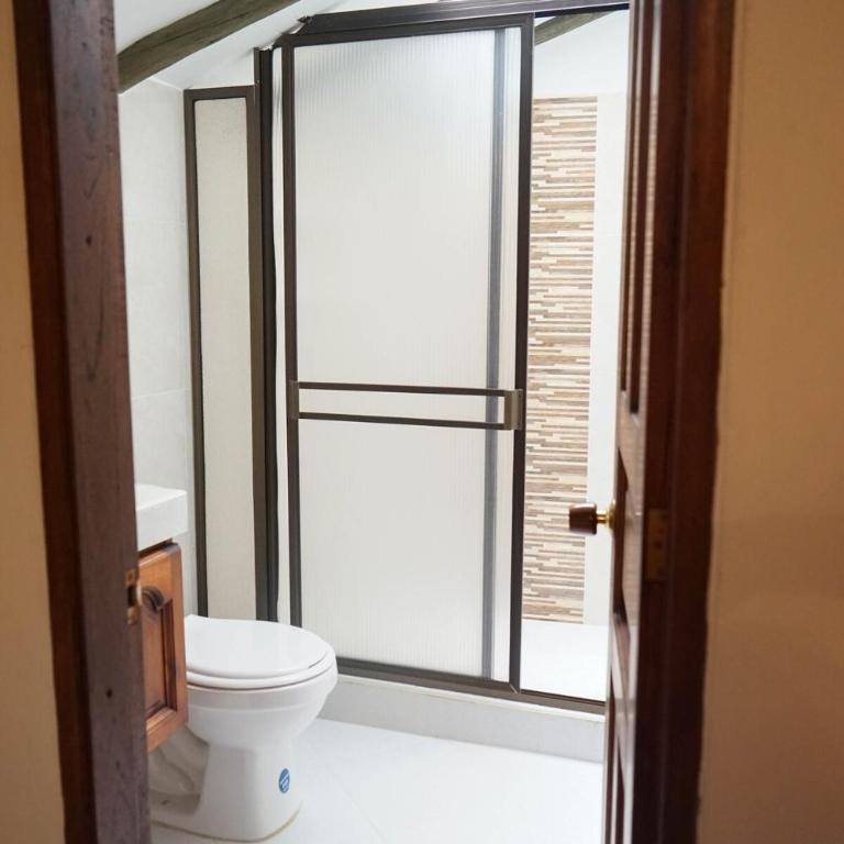 Hermoso Apartamento Faros de la Villa a 4 calles de la Plaza - Three-Bedroom Apartment - 16