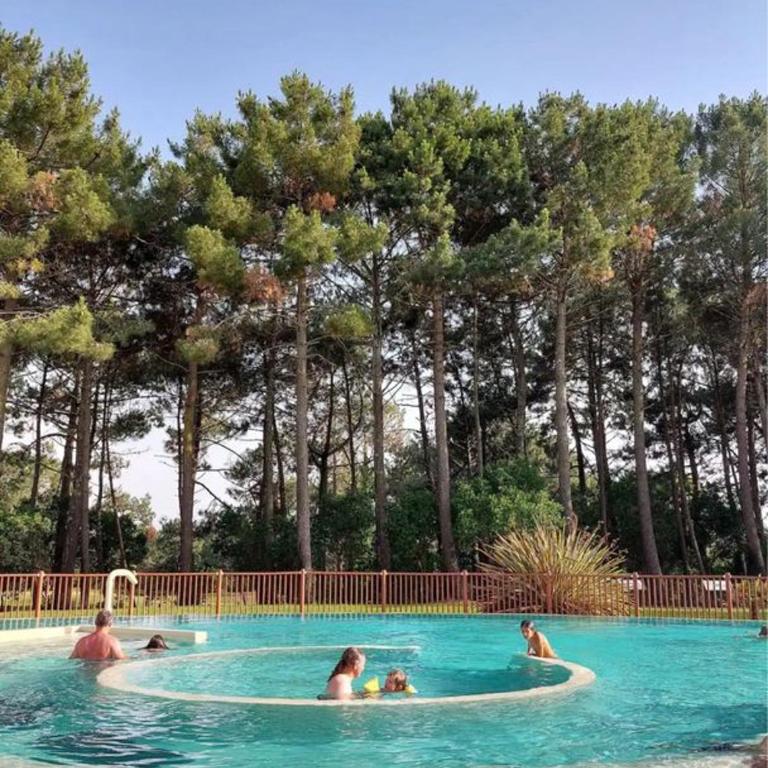 T2 32m2 terrasse 8m2 PISCINE LACANAU OCEAN LAC GOLF MULTISPORT - Appartement 1 Chambre - 25
