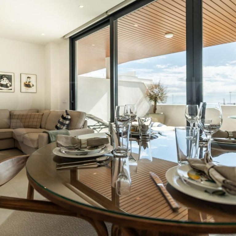 Seaside escape with views, pool and parking REMS - Apartamento de 2 dormitorios - 2