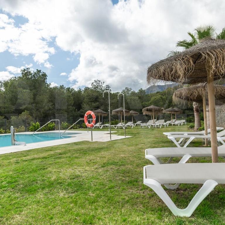 Seaside escape with views, pool and parking REMS - Apartamento de 2 dormitorios - 12