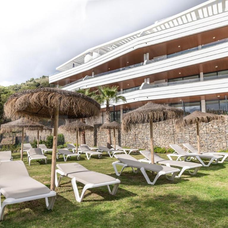 Seaside escape with views, pool and parking REMS - Apartamento de 2 dormitorios - 41