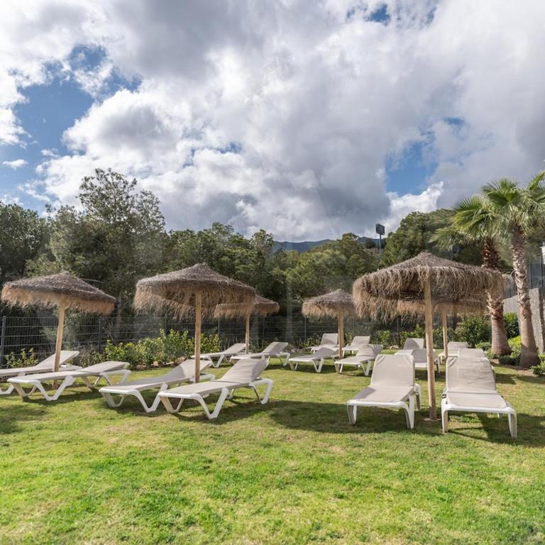 Seaside escape with views, pool and parking REMS - Apartamento de 2 dormitorios - 52