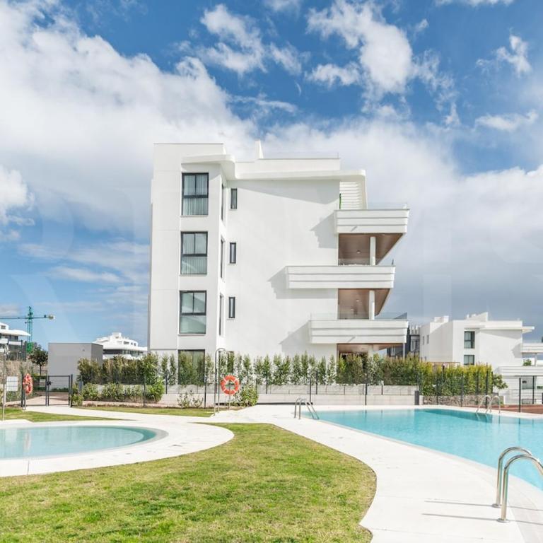 Seaside escape with views, pool and parking REMS - Apartamento de 2 dormitorios - 59