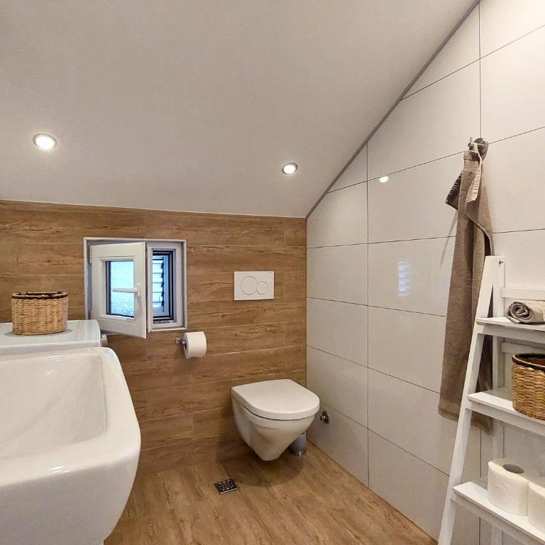 Mio Monte Apartments - Free Parking and Wi-Fi - Calm, Garden, See and Mountain View, Tivat - Porto Montenegro 2km - Two-Bedroom Apartment with Terrace and Sea View - 33