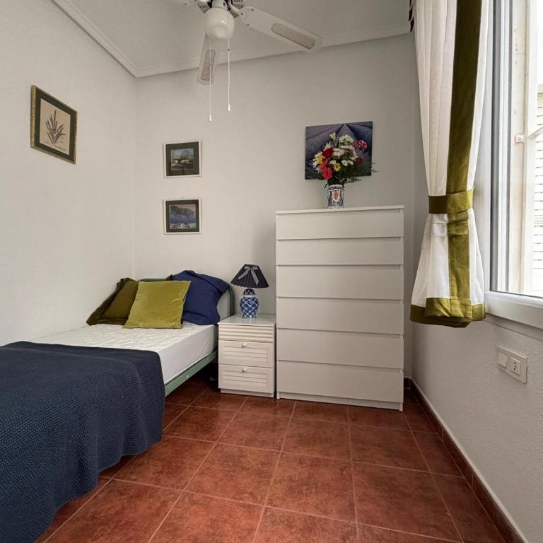 Urbano Sol y Mar - Three-Bedroom Apartment Suite - 23
