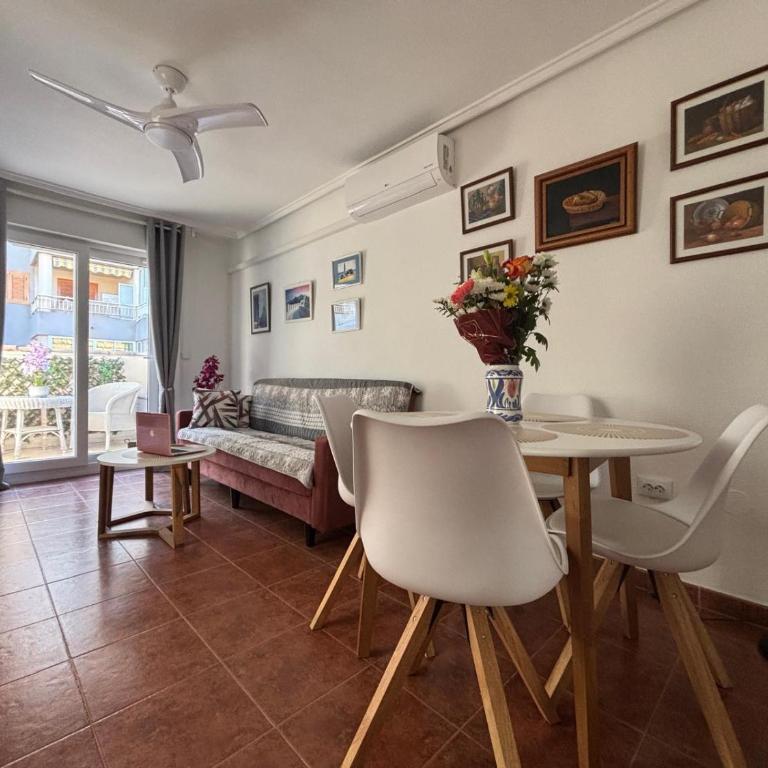 Urbano Sol y Mar - Three-Bedroom Apartment Suite - 6