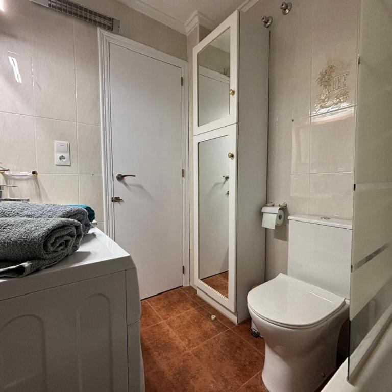 Urbano Sol y Mar - Three-Bedroom Apartment Suite - 16