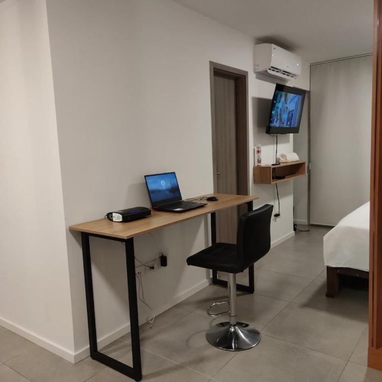 Beautiful studio Equipetrol, Rooftop restaurant - One-Bedroom Apartment - 6