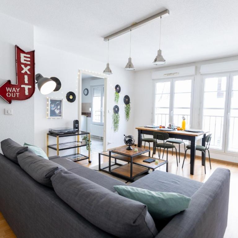 Theatre 27 Logement Hyper Centre Mulhouse Parking - Apartment mit 1 Schlafzimmer - 1
