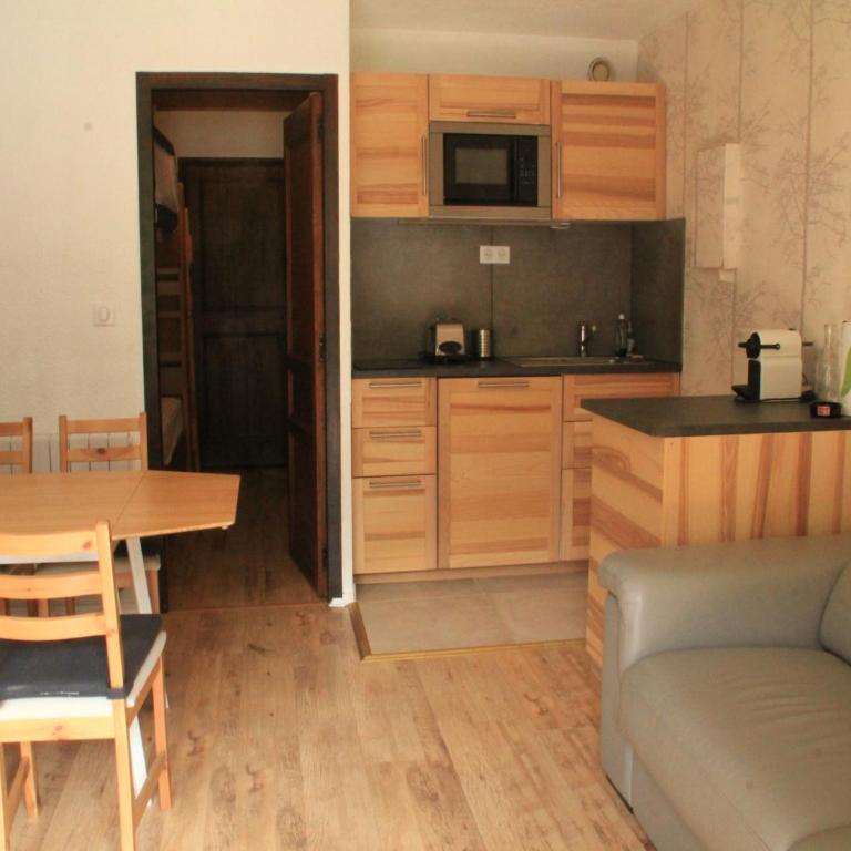 Apartment for 4 people in France - Apartment - 9