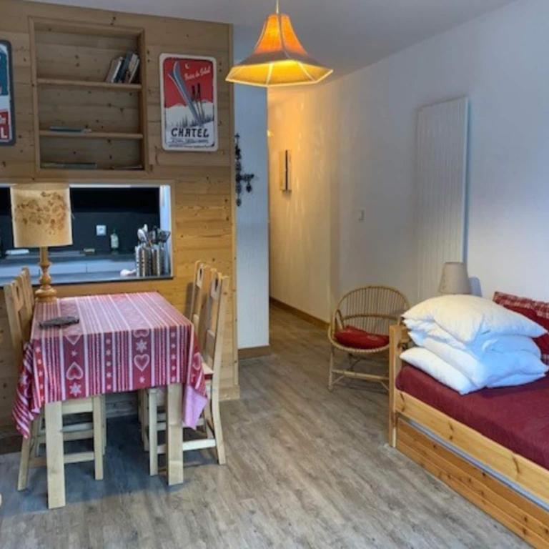 Apartment in heart of Chatel - Apartment - 9