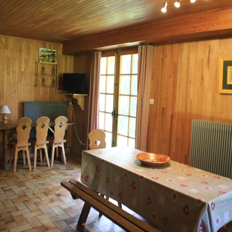 Chalet in Vonnes near Chairlifts & Shuttle - Appartement 3 Chambres - 3