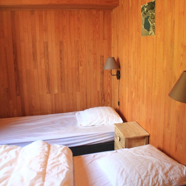 Chalet in Vonnes near Chairlifts & Shuttle - Appartement 3 Chambres - 12