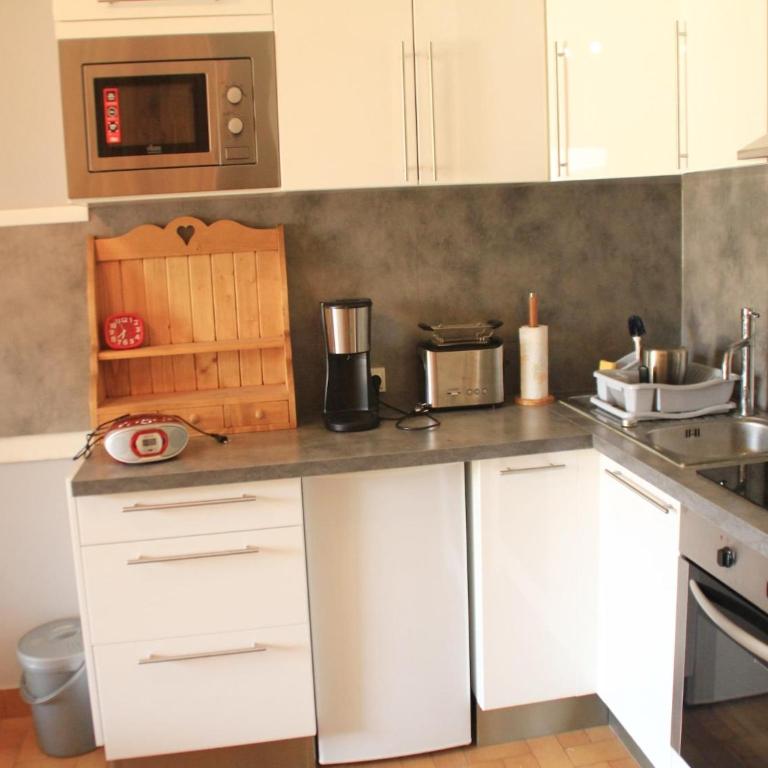 Studio in Châtel near Portes du Soleil Ski Area - Apartment - 7