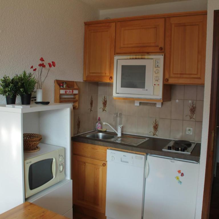 Apartment in Le Hameau near Cable Car - Apartment - 12