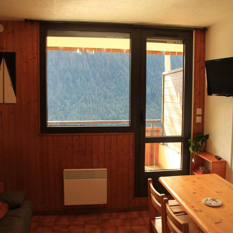 Apartment in Le Hameau near Cable Car - Apartment - 11