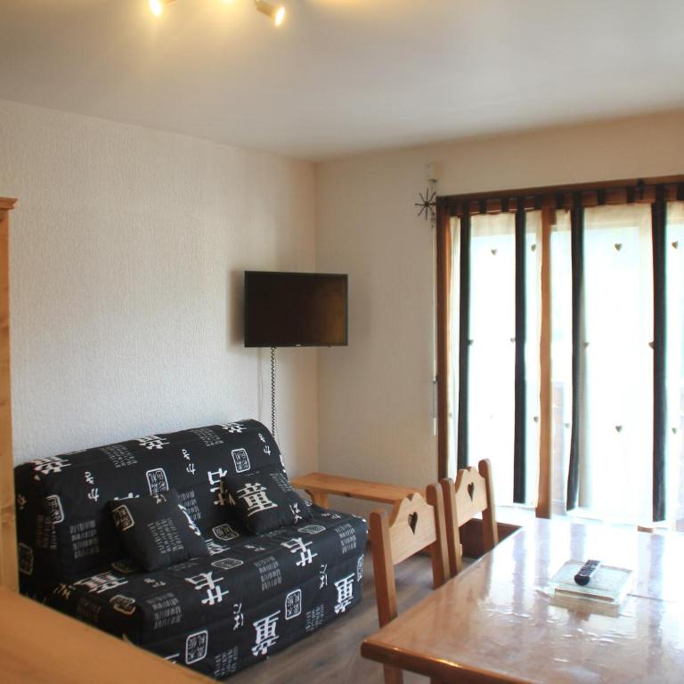 Apartment for 4 people with pool - Apartment - 11