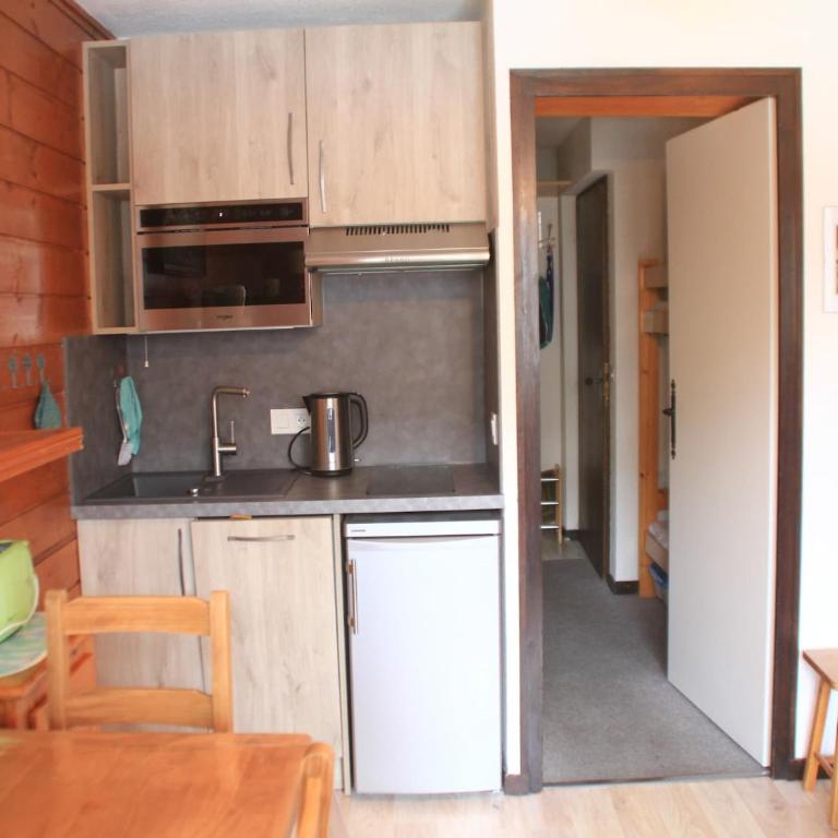 Studio in Portes du Soleil near Gondola - Apartment - 13