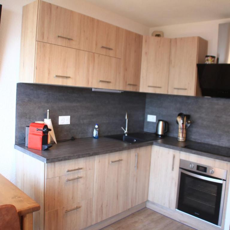 Apartment near free shuttle stop - Apartamento de 1 dormitorio - 12