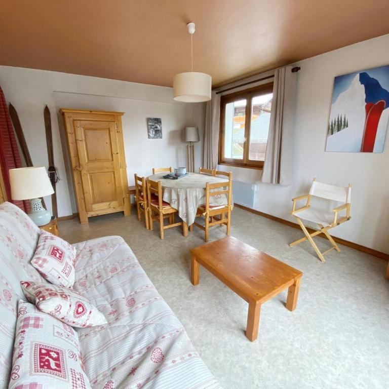 Apartment near centre Chatel with balcony - Apartamento de 2 dormitorios - 1