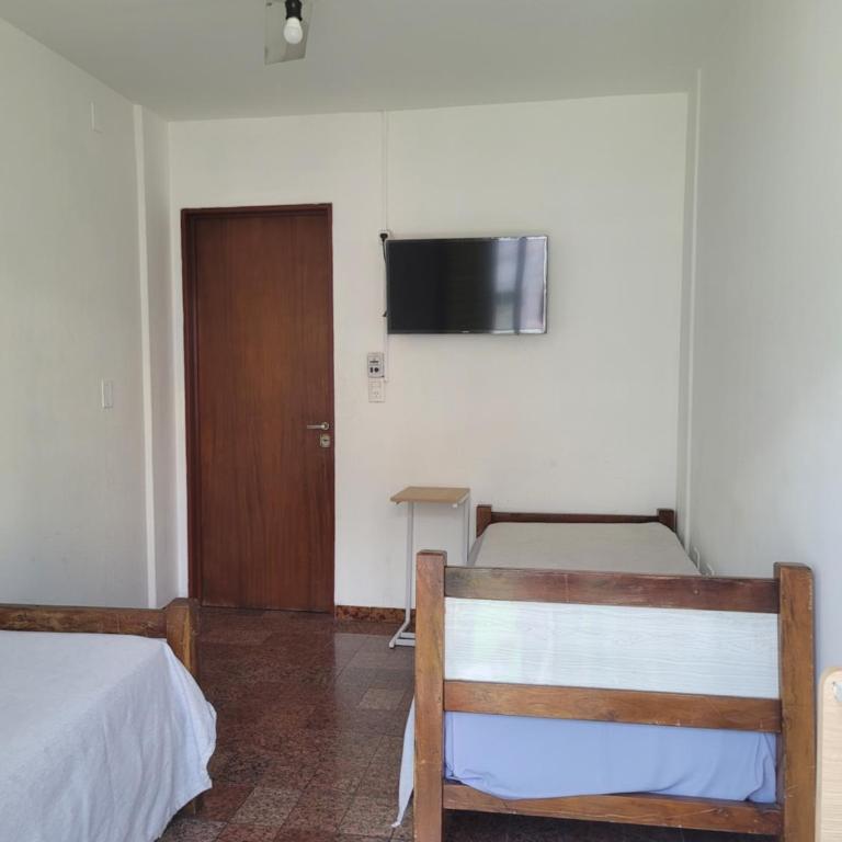 HOTEL RESIDENCIAL CAMACHO - Habitación Individual con balcón - 5