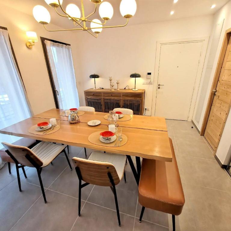 Appartement neuf lumineux et spacieux, proche centre, grande terrasse, parking inclus - FR-1-598-185 - Apartment - 5