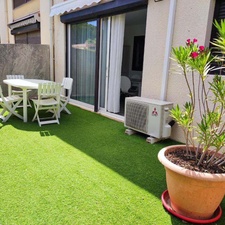 Appartement 3 pièces avec climatisation, piscine et parking privé à 500m des plages - FR-1-776-128 - Apartamento - 1