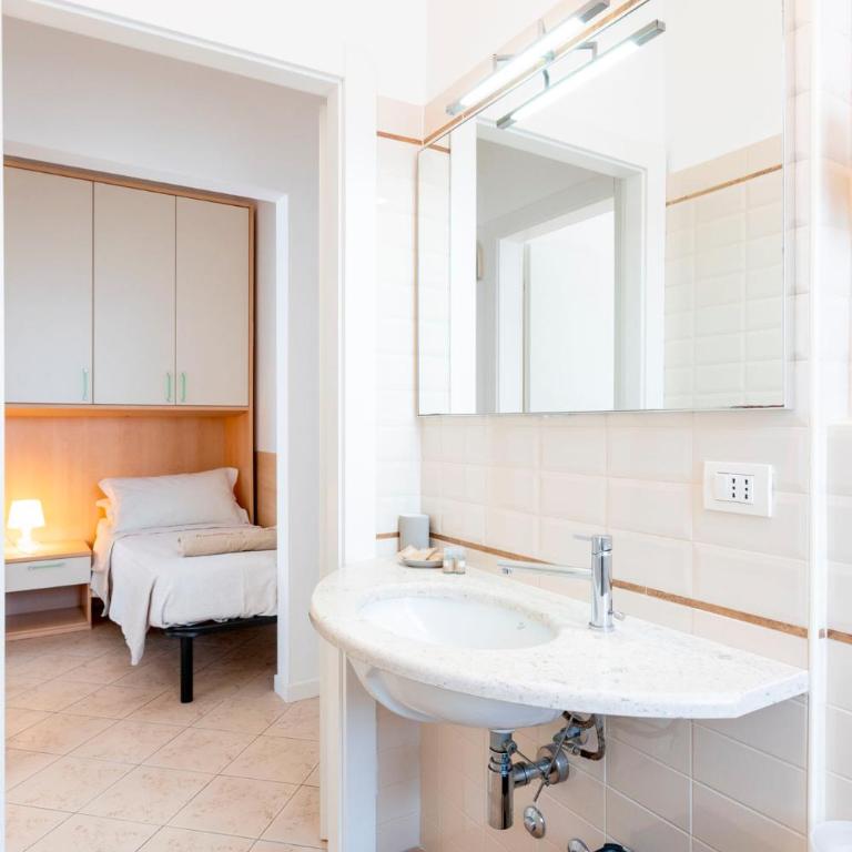 Residence Hotel Le Stelle - Appartamento con Balcone - 3