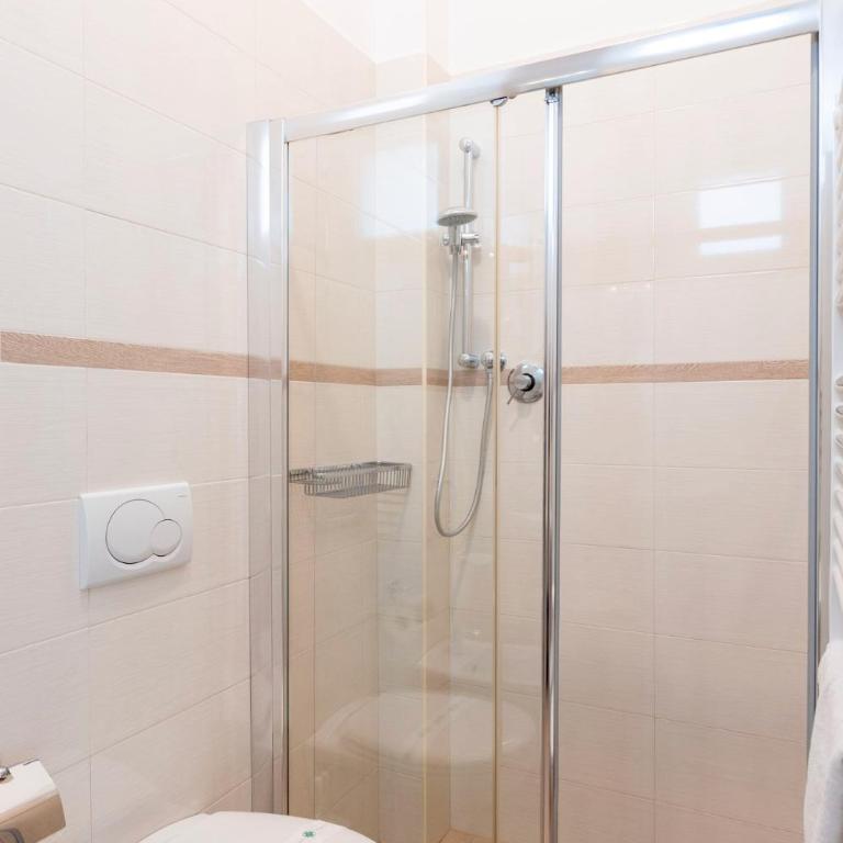 Residence Hotel Le Stelle - Appartamento con Balcone - 4