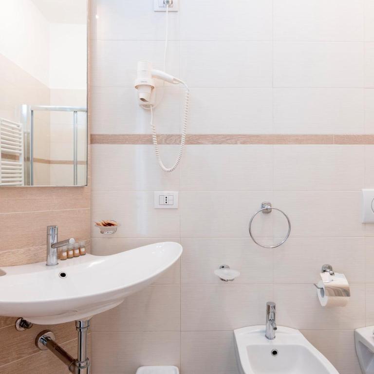 Residence Hotel Le Stelle - Appartamento con Balcone - 6