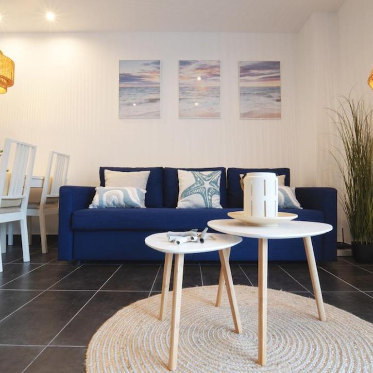 Seahomes Vacations - Beachside Apt with Pool - Two-Bedroom Apartment - 1