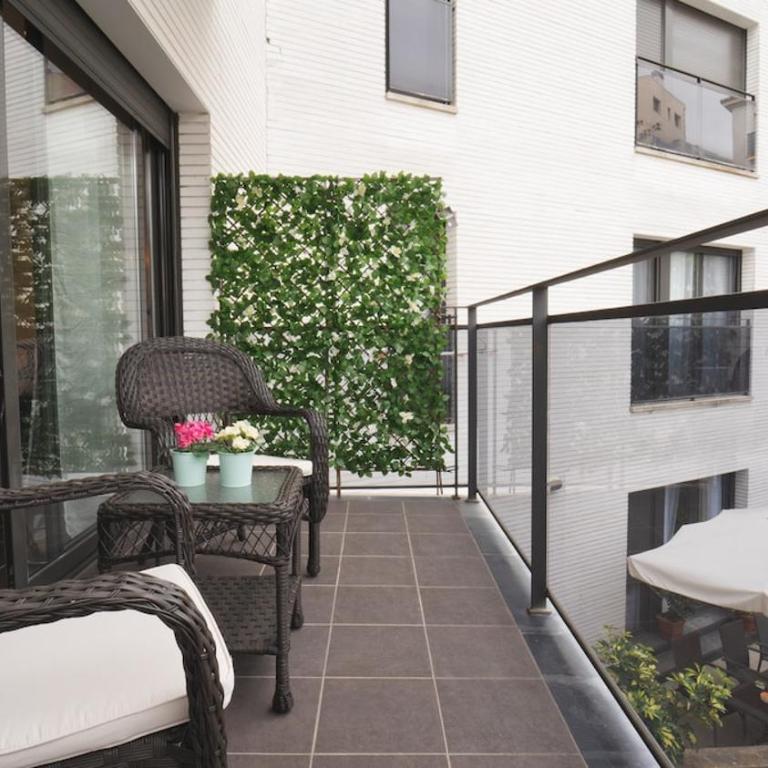 Seahomes Vacations - Beachside Apt with Pool - Two-Bedroom Apartment - 41
