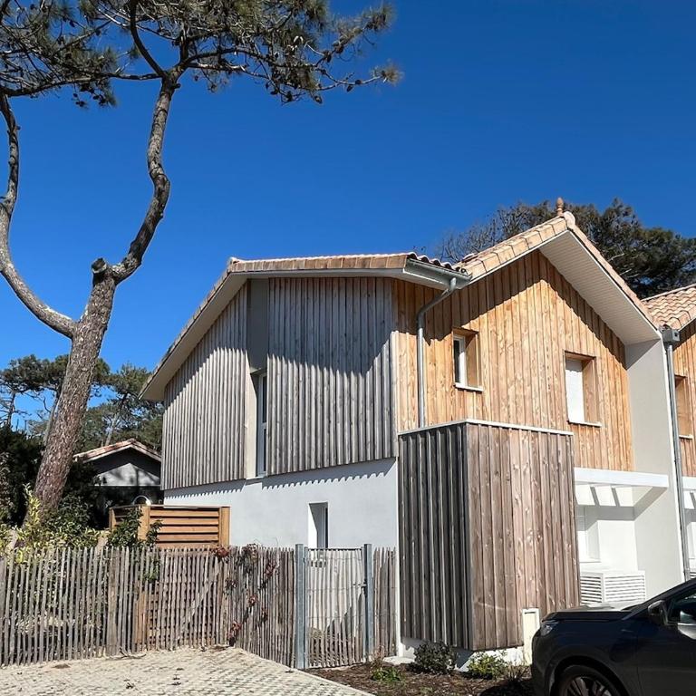 Villa neuve 300 m plage sud 3 chambres - Villa - 2
