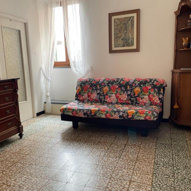 Il nido luminoso - Appartamento con 2 Camere da Letto - 13