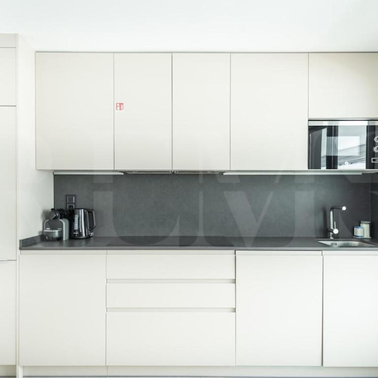 Beachside escape with parking and pool REMS - Apartamento de 2 dormitorios - 5
