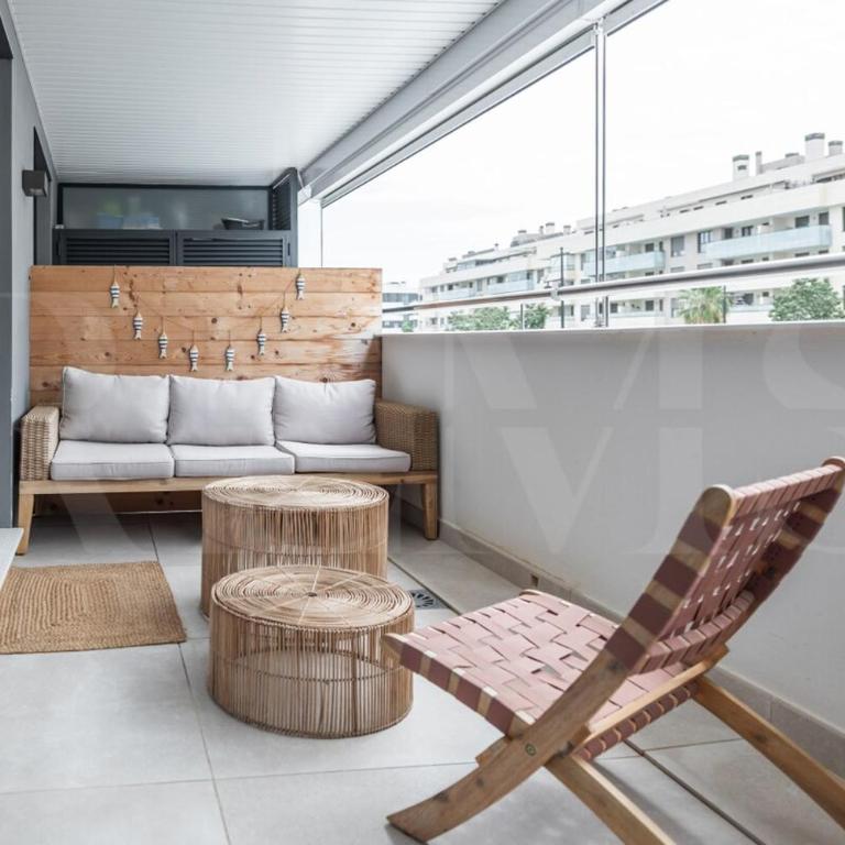 Beachside escape with parking and pool REMS - Apartamento de 2 dormitorios - 8