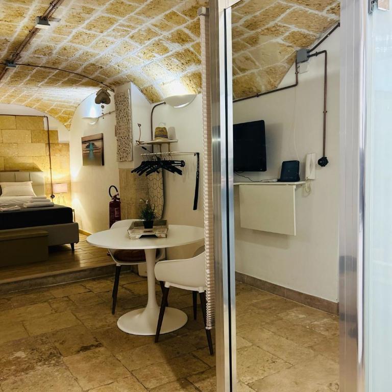 Bari Central Loft Piccinni - Appartamento con 1 Camera da Letto - 8