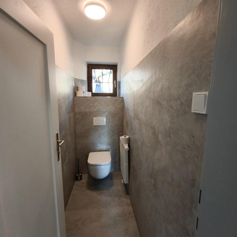 Modern Flat in Quaint Residence with Idyllic Garden - Apartment mit 3 Schlafzimmern - 10