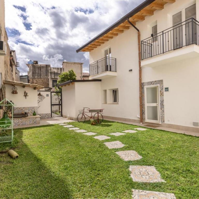 Le Piccole Duse in giardino - One-Bedroom House - 5