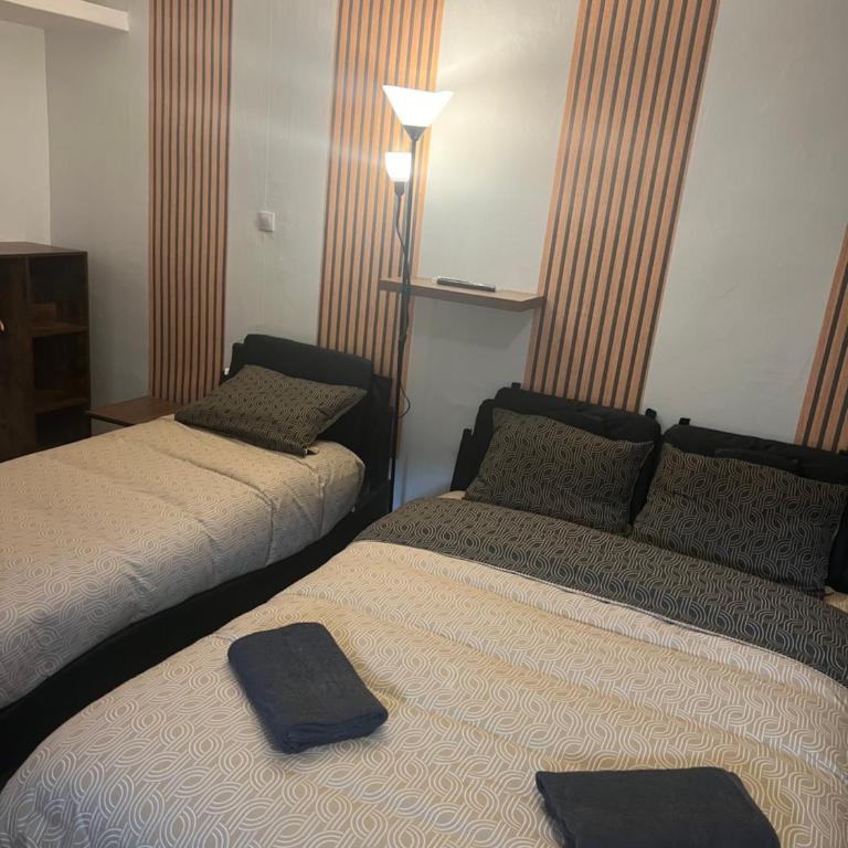 Le Manteau Bleu - Chambre Triple Standard - 1