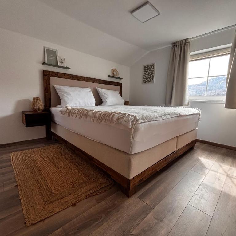 Pension Stöllinger mit Traumausblick - Chambre Double avec Balcon - 6